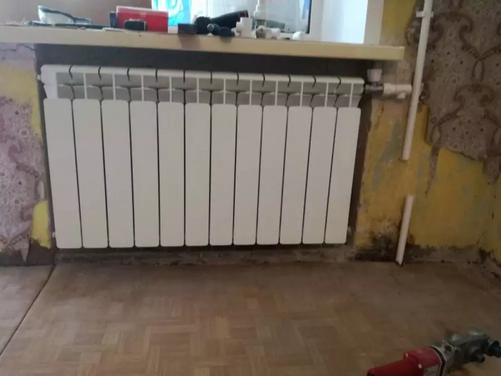 Замена радиатора отопления в квартире