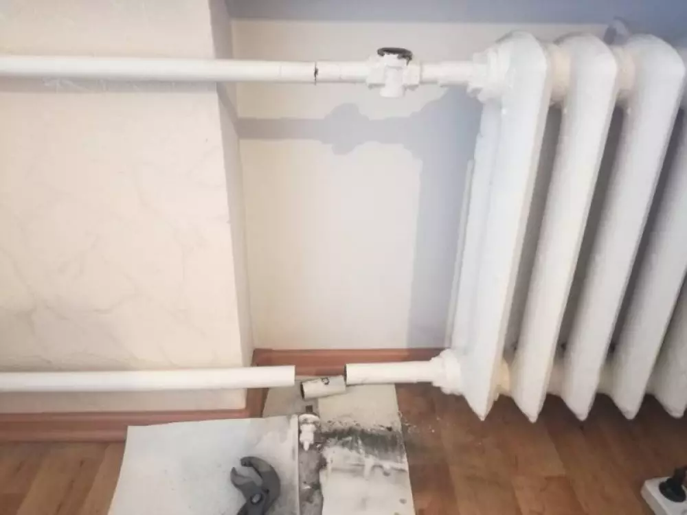 Замена чугунного радиатора отопления