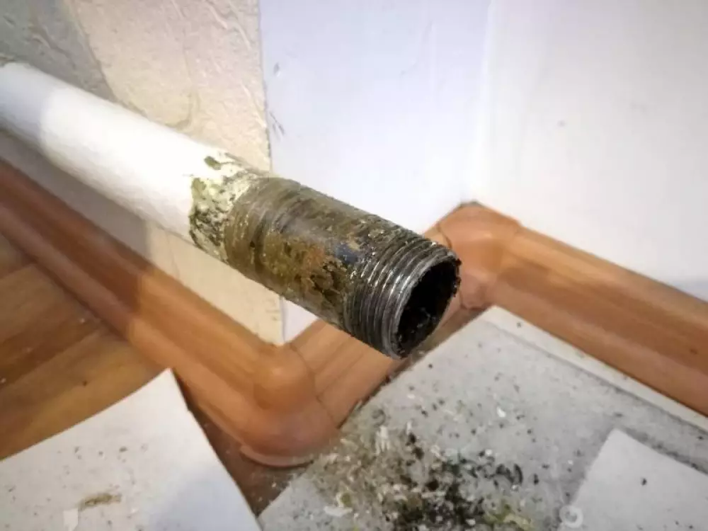 Замена чугунного радиатора отопления