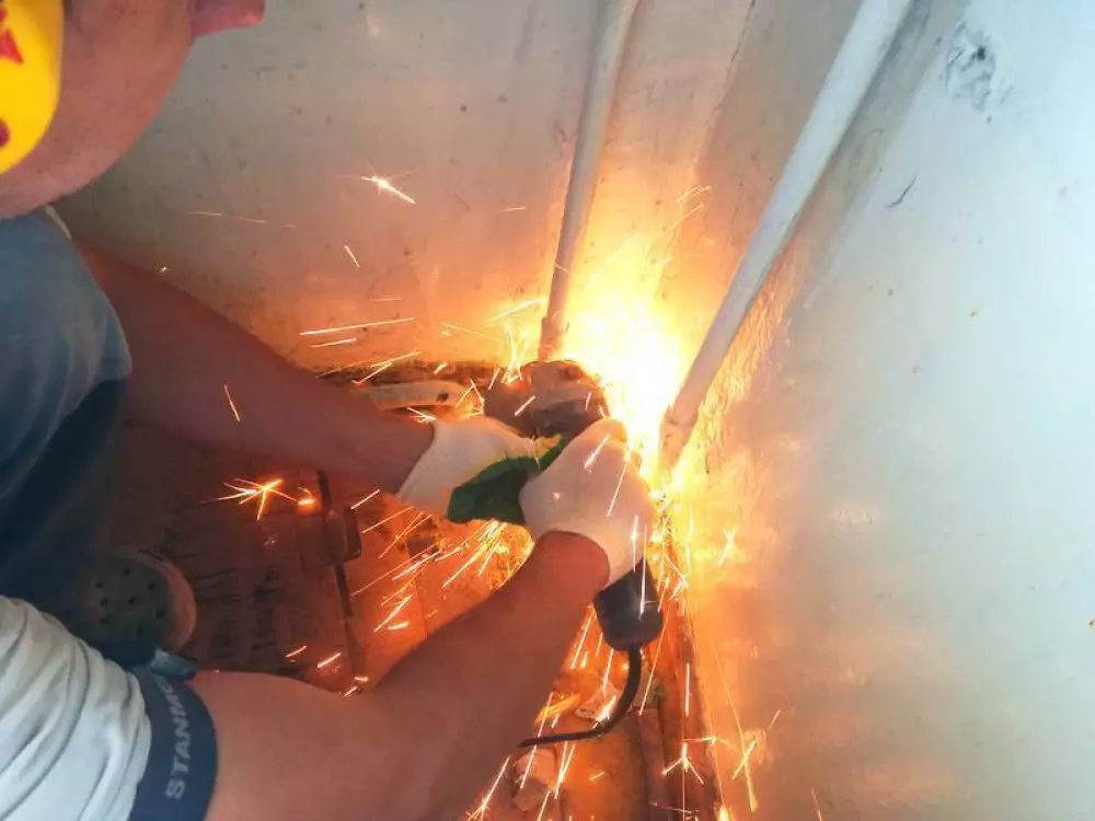 Замена радиаторов и подводящих труб