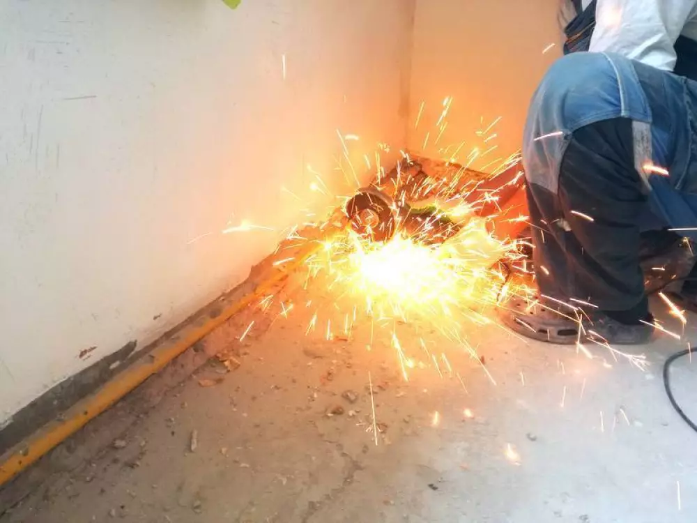 Замена радиаторов и подводящих труб