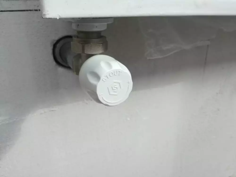 Вынос радиаторов отопления на балкон