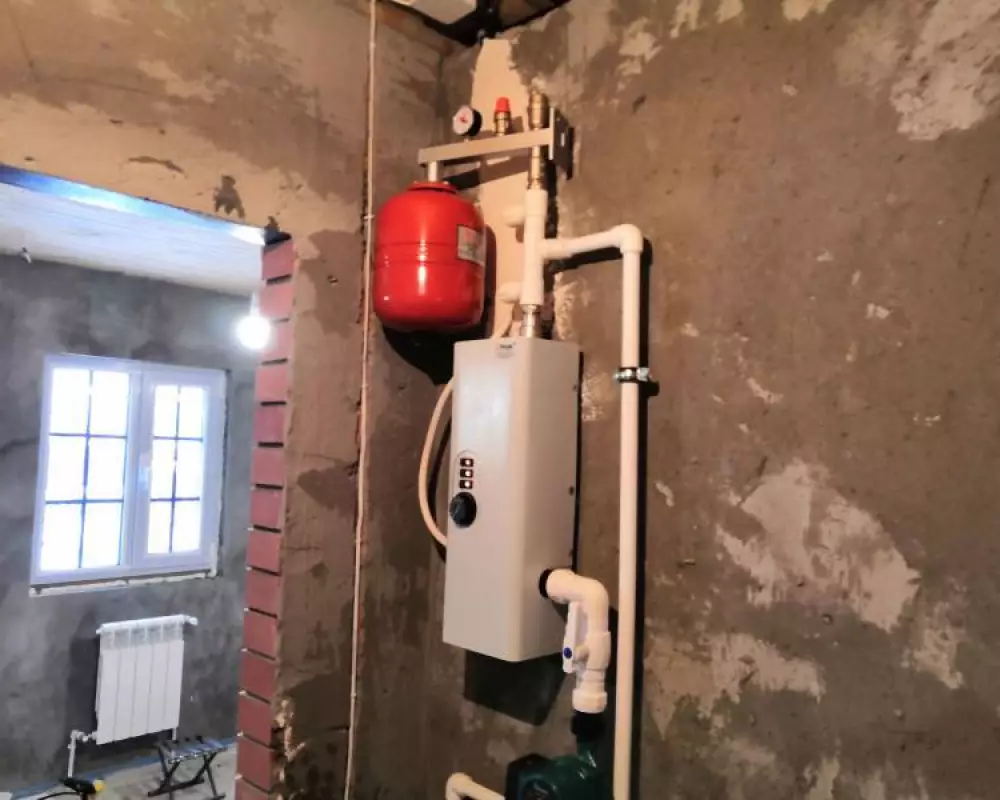 Монтаж электрического котла в бане