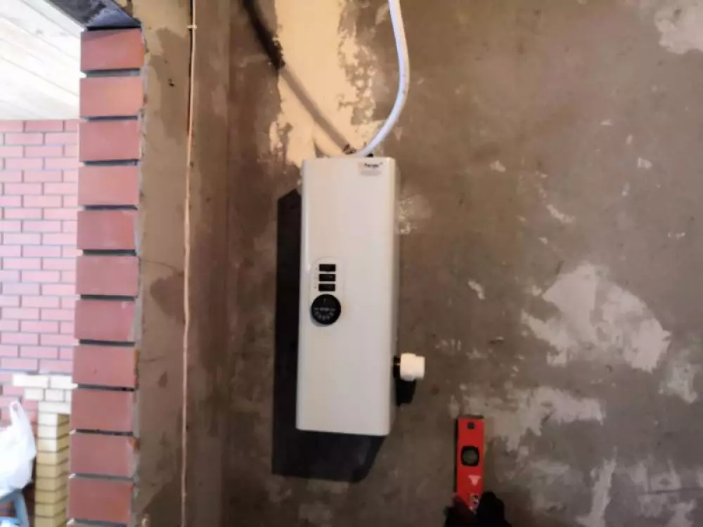 Монтаж электрического котла в бане