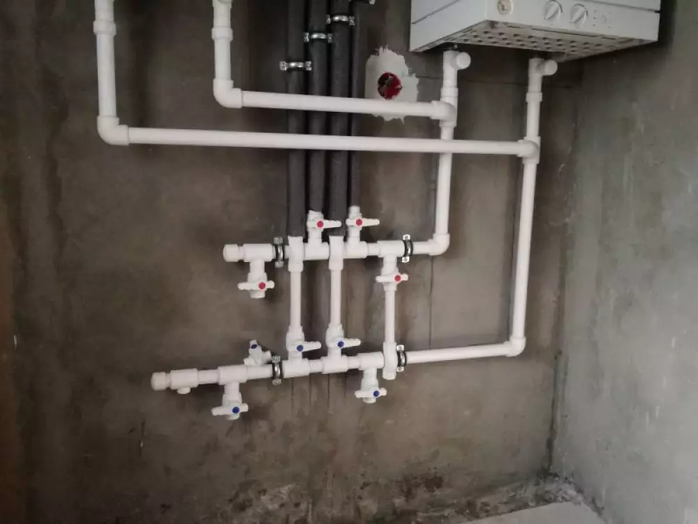 Монтаж электрического и газового котла в частном доме