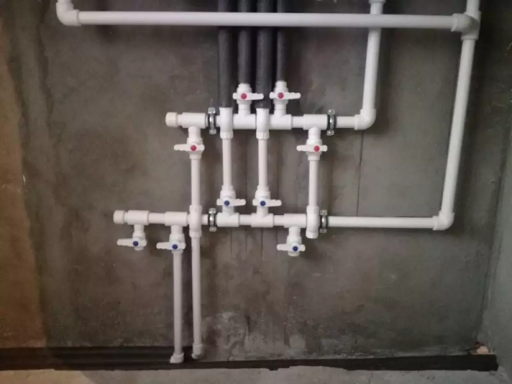 Монтаж электрического и газового котла в частном доме