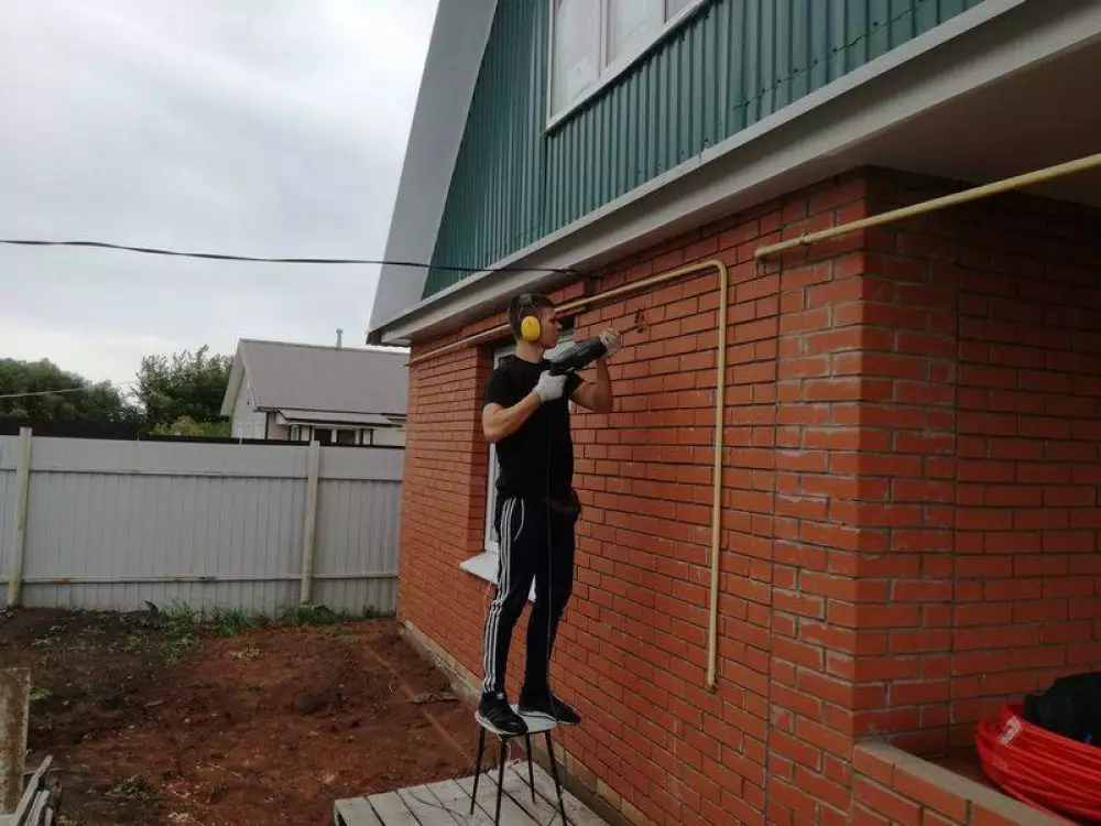 Монтаж настенного котла в частном доме