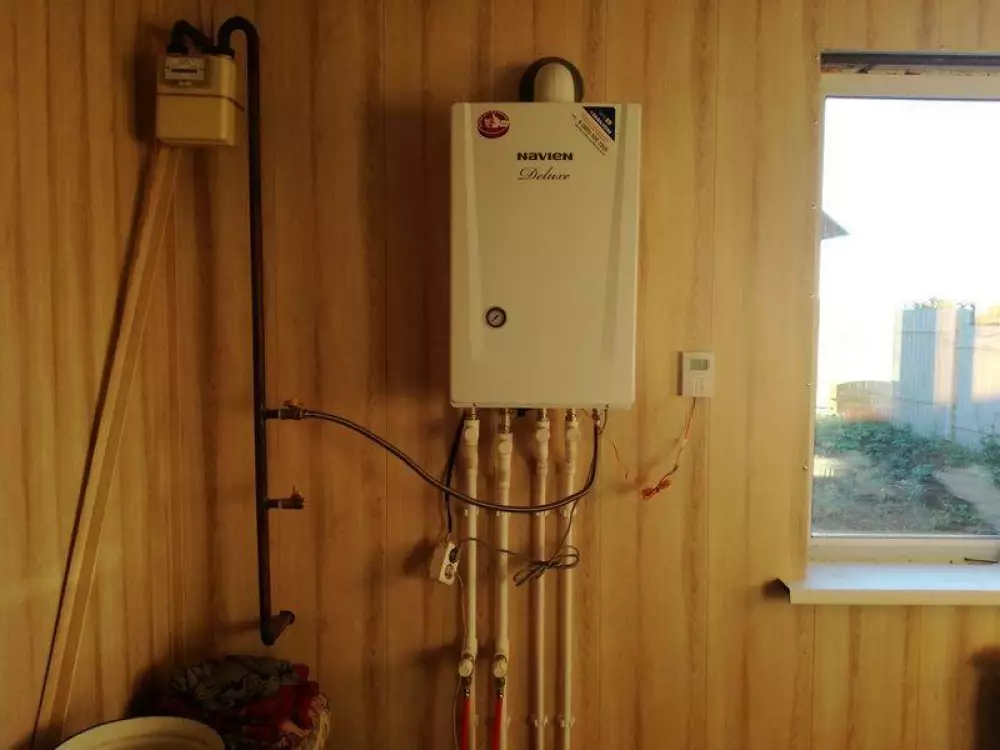 Монтаж настенного котла в частном доме