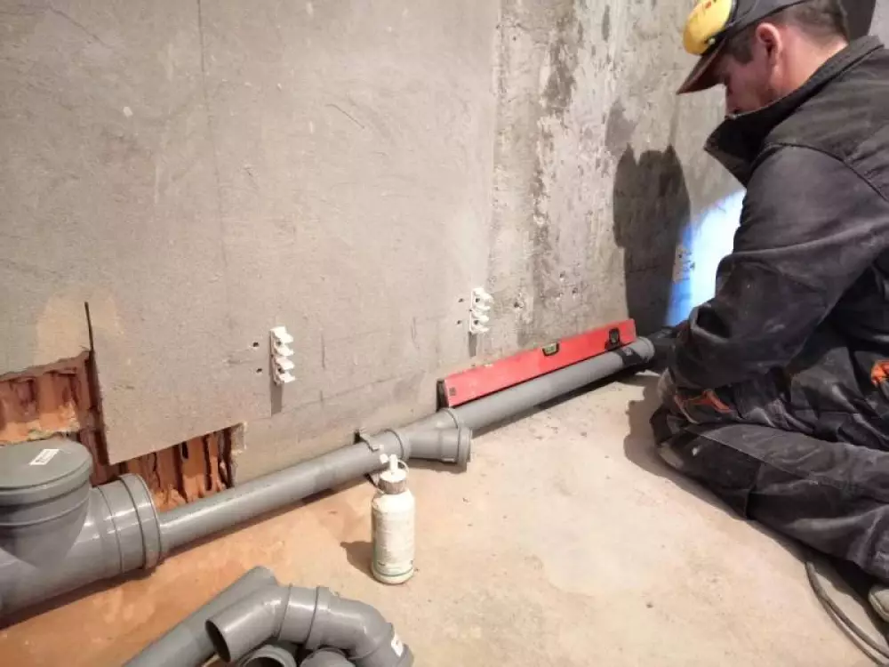 Монтаж, водопровода, канализации, установка инсталляции и полотенцесушителя в новостройке