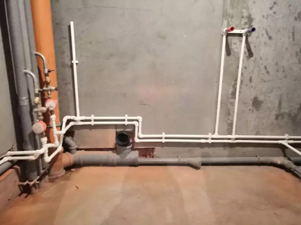 Монтаж, водопровода, канализации, установка инсталляции и полотенцесушителя в новостройке