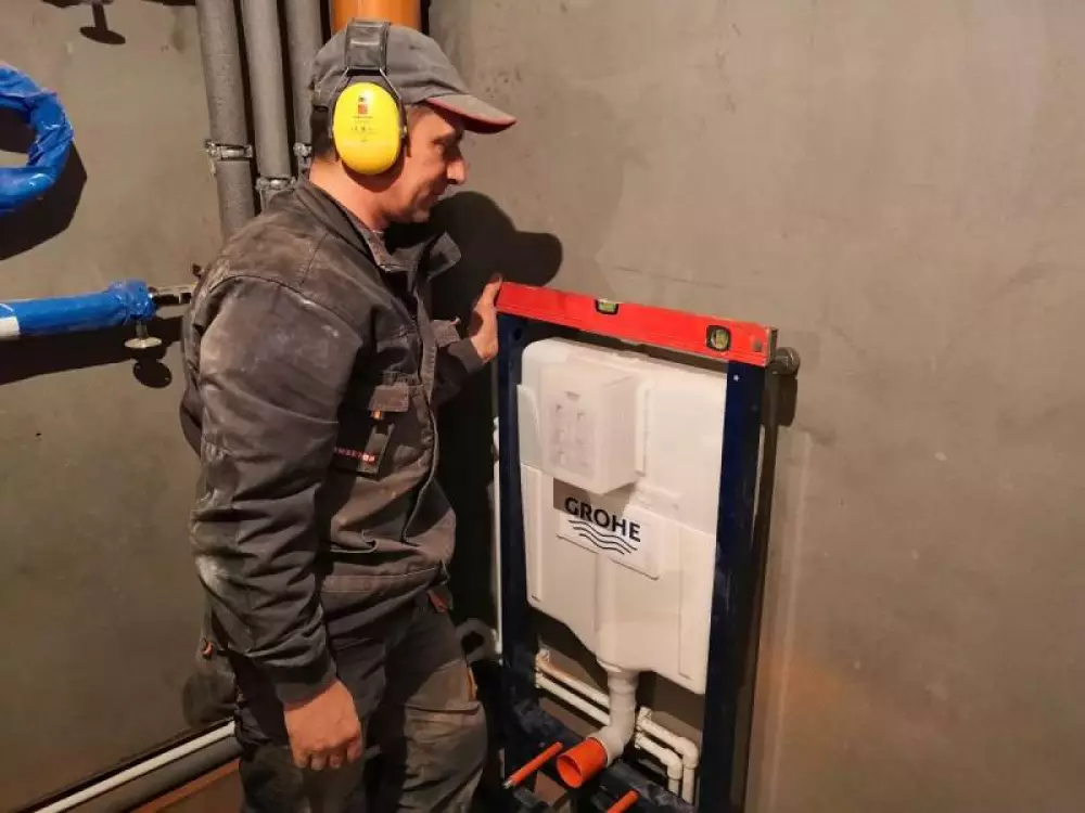 Монтаж, водопровода, канализации, установка инсталляции и полотенцесушителя в новостройке