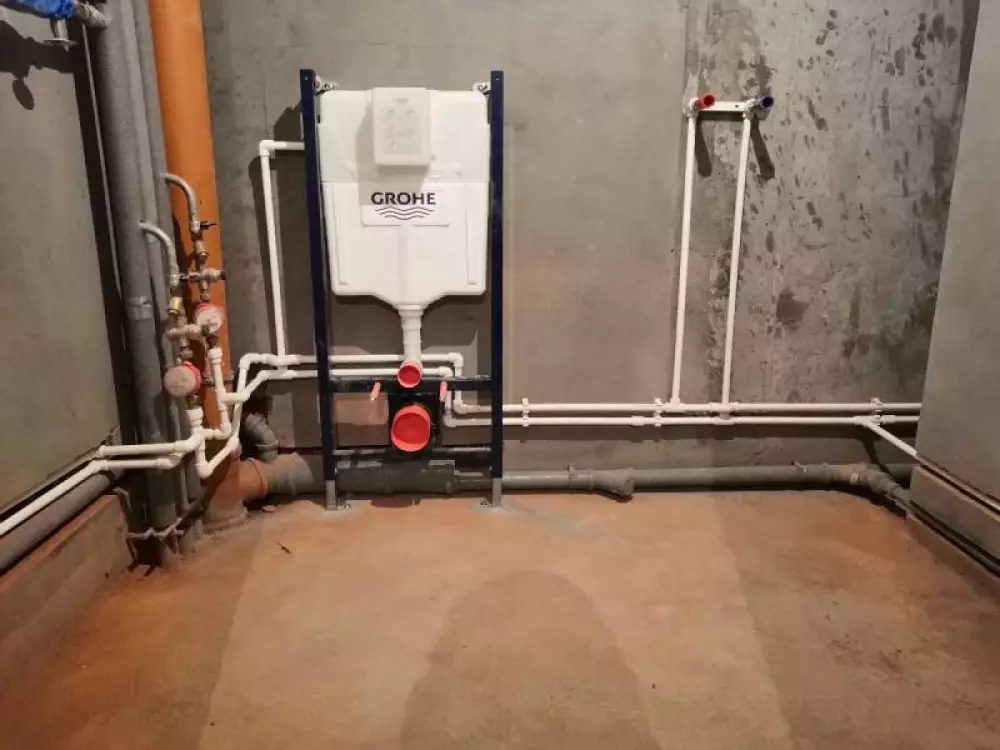 Монтаж, водопровода, канализации, установка инсталляции и полотенцесушителя в новостройке