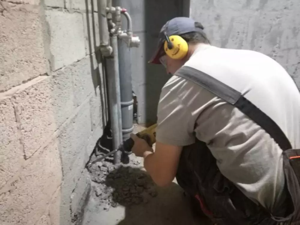 Монтаж водопровода, канализации, полотенцесушителя, установка инсталляций, перенос счетчиков в двух санузлах в новостройке