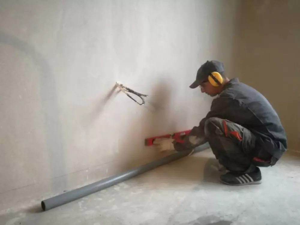 Монтаж водопровода, канализации, полотенцесушителя, установка инсталляций, перенос счетчиков в двух санузлах в новостройке