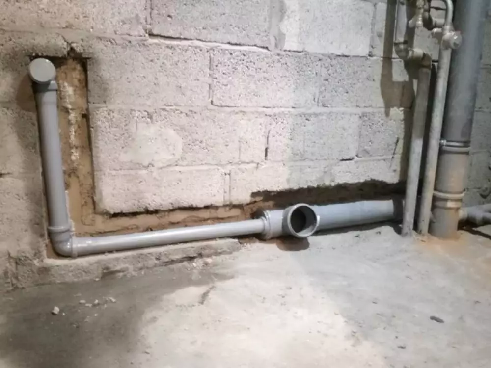 Монтаж водопровода, канализации, полотенцесушителя, установка инсталляций, перенос счетчиков в двух санузлах в новостройке