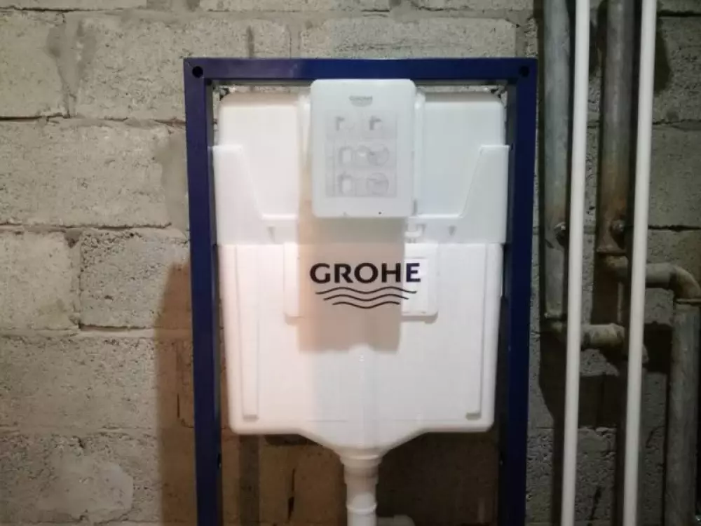 Монтаж водопровода, канализации, полотенцесушителя, установка инсталляций, перенос счетчиков в двух санузлах в новостройке