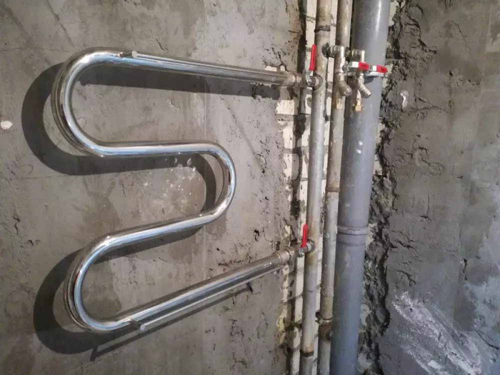 Монтаж водопровода, канализации, полотенцесушителя, перенос счетчиков