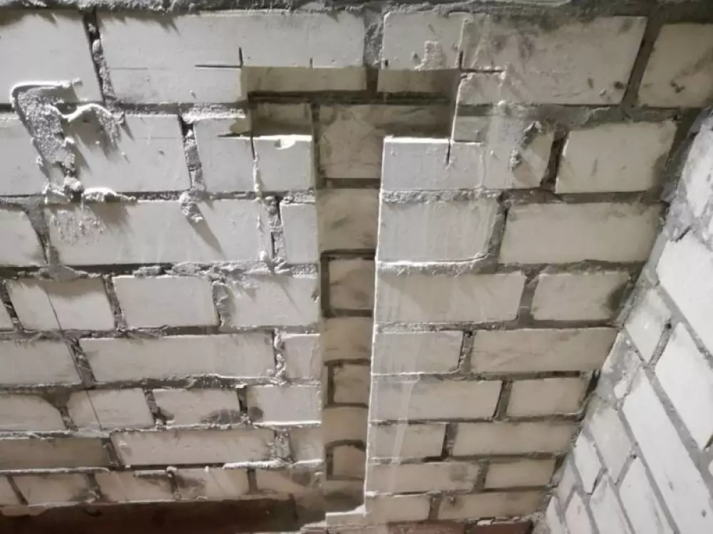 Монтаж водопровода канализации, перенос котла отопления в новостройке