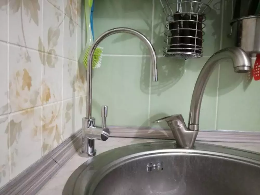 Монтаж фильтра для питьевой воды с обратным осмосом