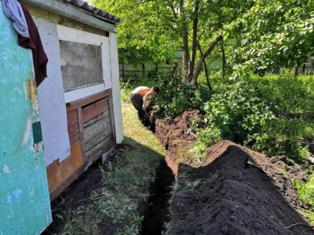 Монтаж летнего водопровода из накопительной емкости монтаж канализации и септика из бетонных колец на дачном участке