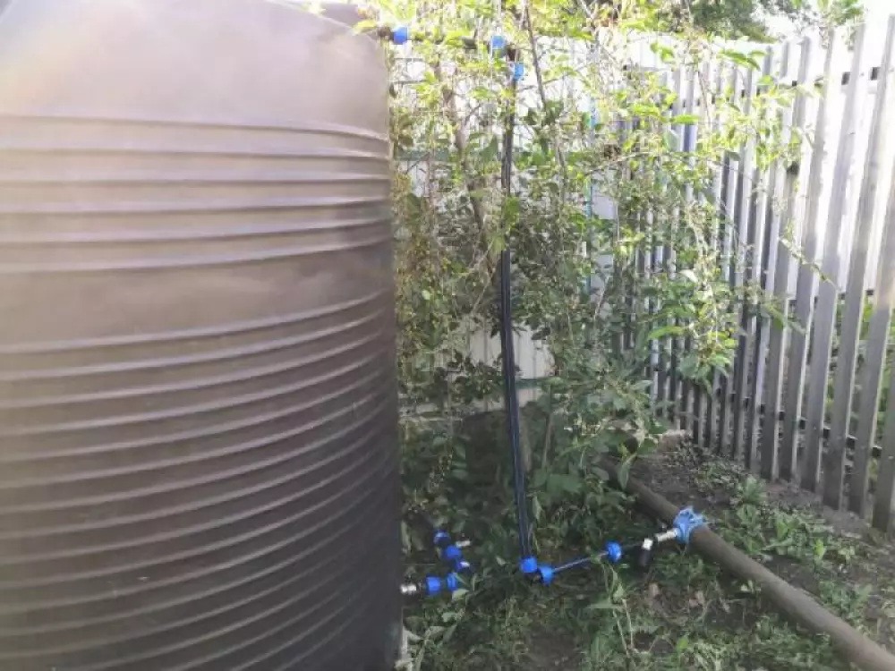 Монтаж летнего водопровода из накопительной емкости монтаж канализации и септика из бетонных колец на дачном участке