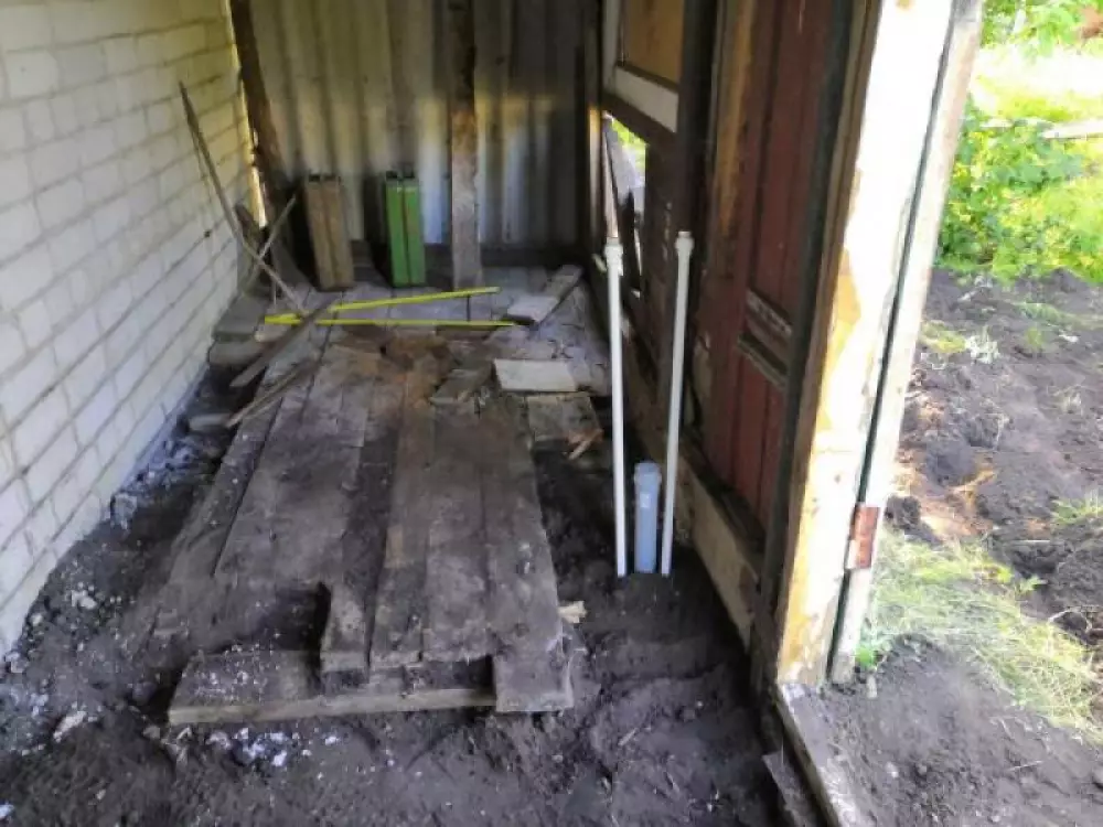 Монтаж летнего водопровода из накопительной емкости монтаж канализации и септика из бетонных колец на дачном участке