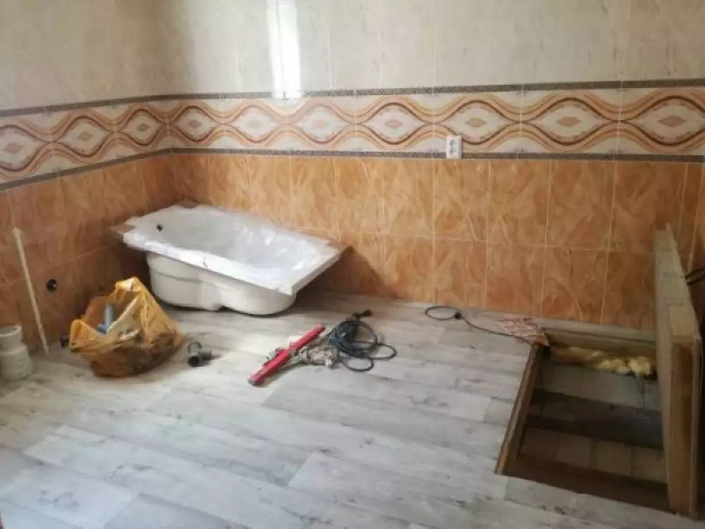 Монтаж водопровода, канализации, установка сантехники в частном доме