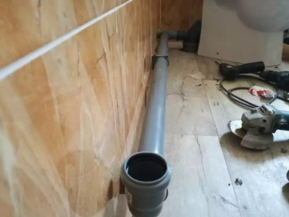 Монтаж водопровода, канализации, установка сантехники в частном доме