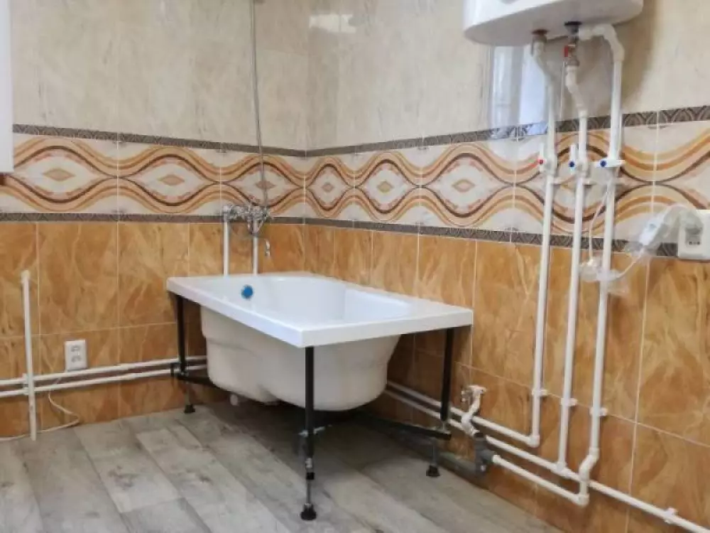 Монтаж водопровода, канализации, установка сантехники в частном доме