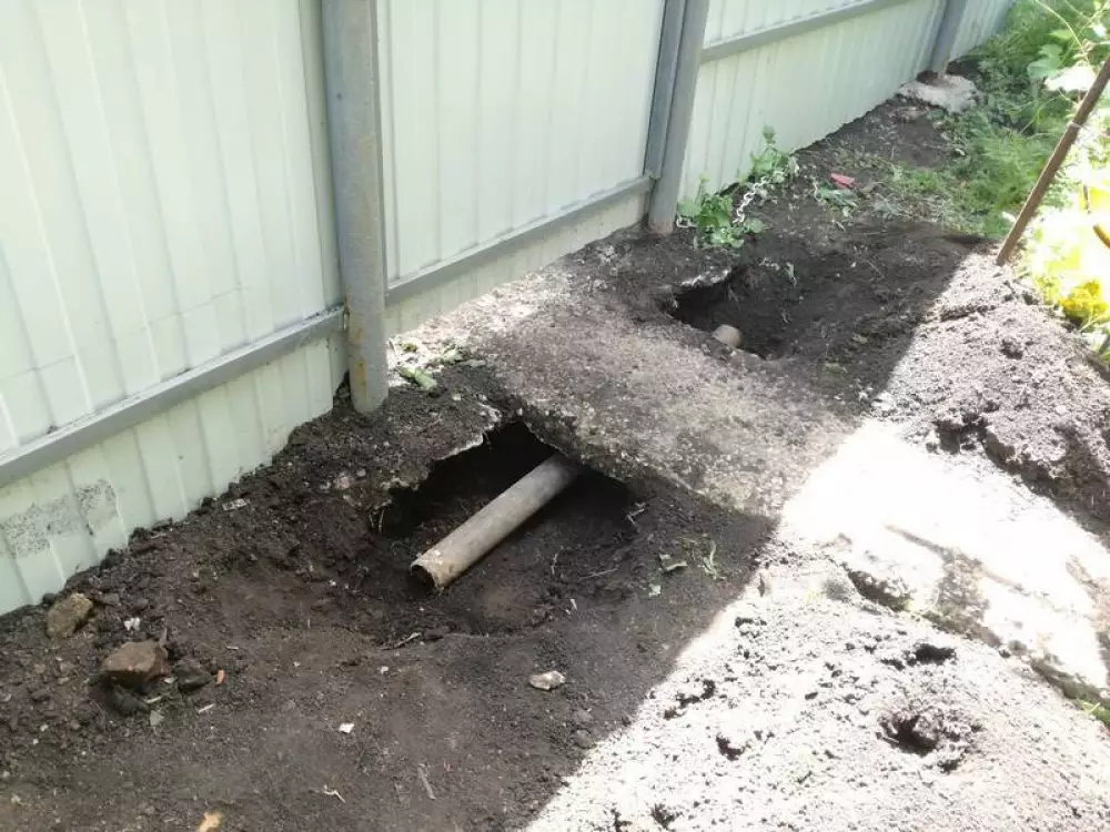 Монтаж летнего и поливного водопровода из колодца