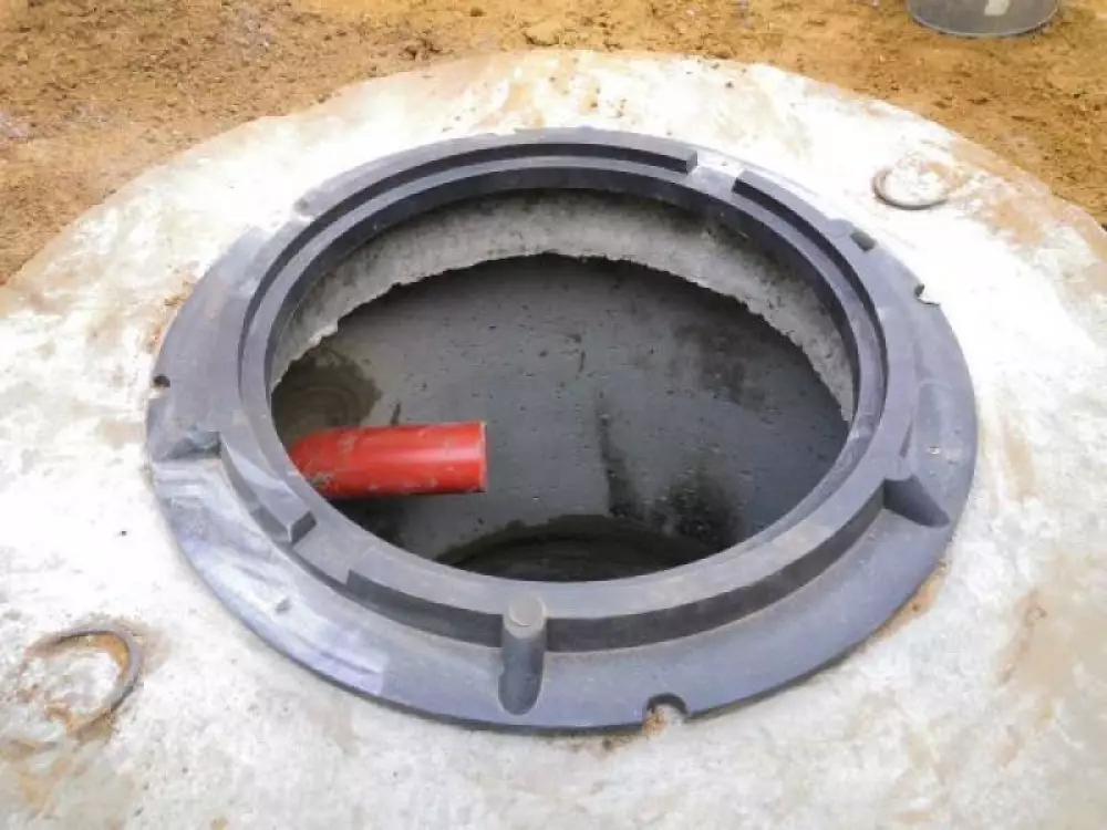 Монтаж водопровода из колодца и канализации на дачном участке