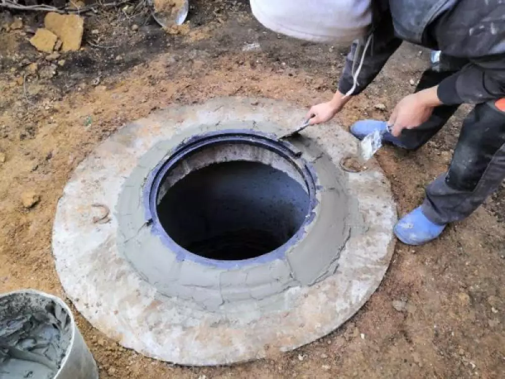 Монтаж водопровода из колодца и канализации на дачном участке