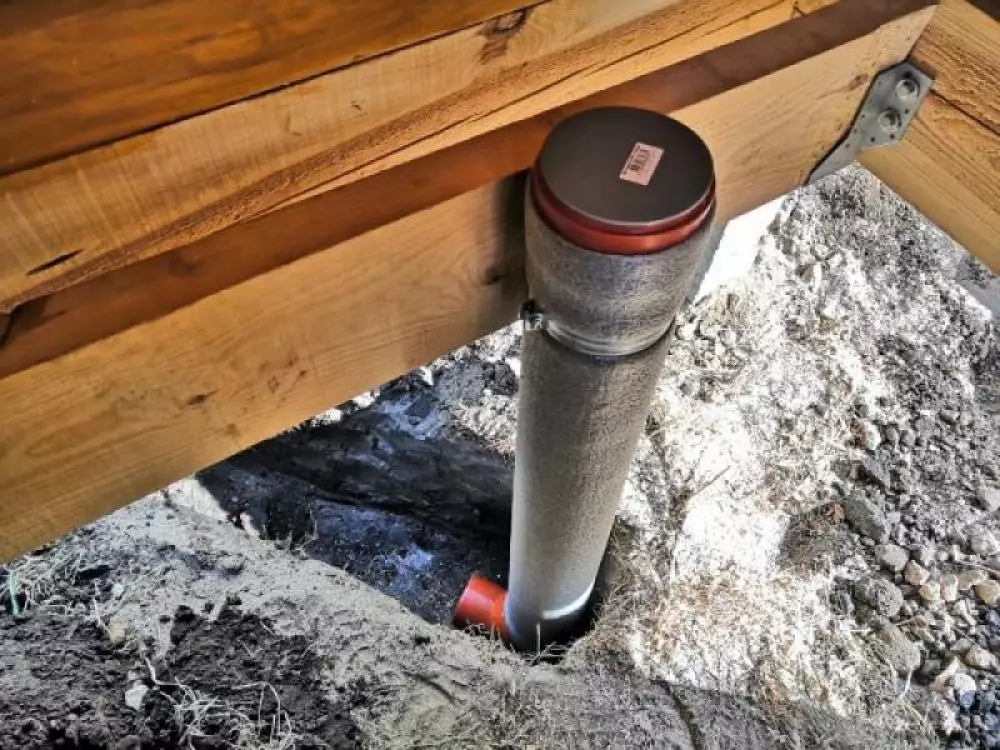 Монтаж водопровода из колодца и канализации на дачном участке