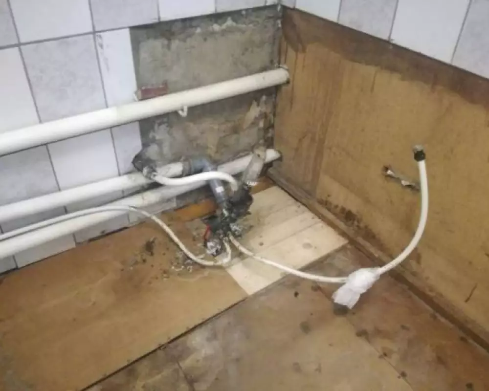 Замена водопровода и канализации в частном дома