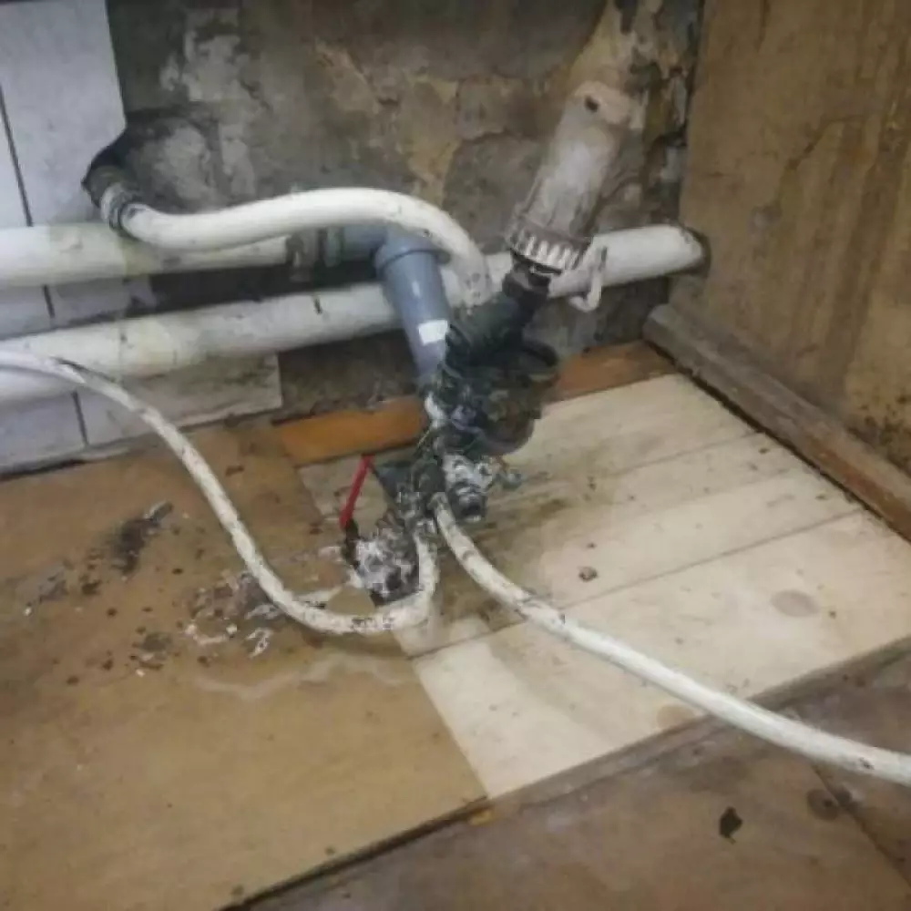 Замена водопровода и канализации в частном дома