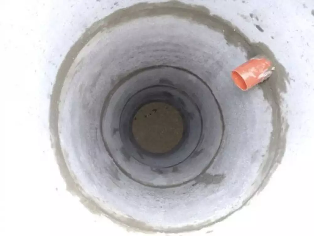 Монтаж септика из бетонных колец в частном доме