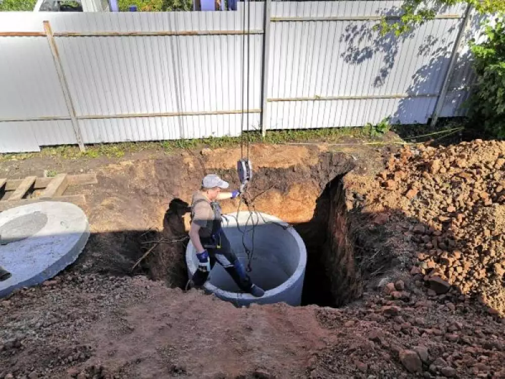 Монтаж канализации на дачном участке
