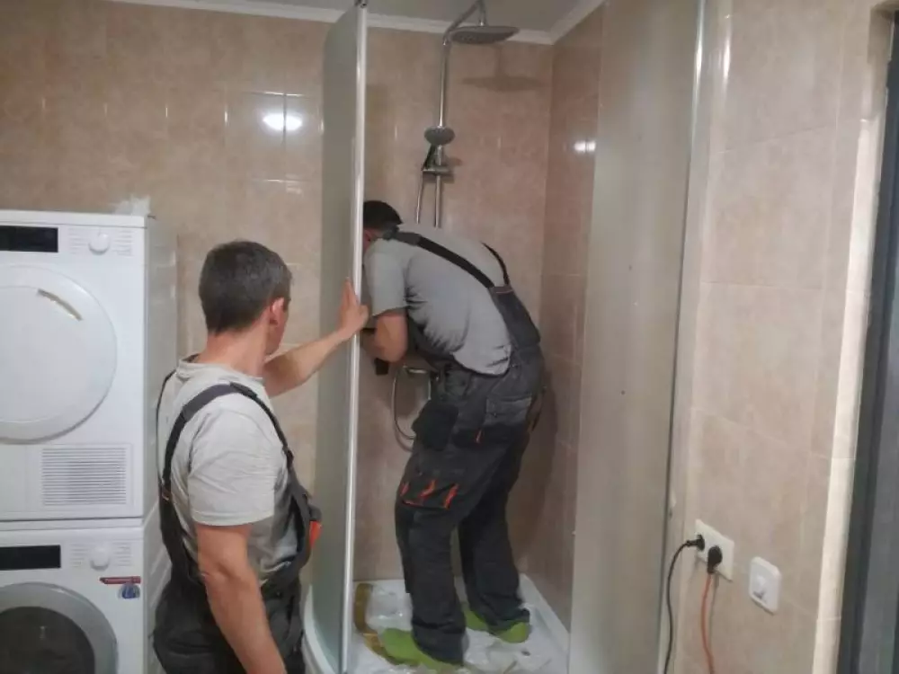 Установка душевой кабины в частном доме